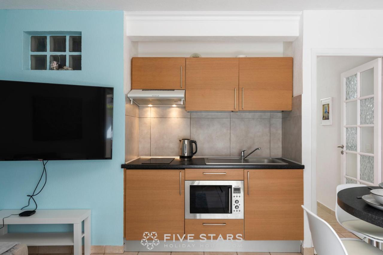 Suite Miami Five Stars Holiday House นีซ ภายนอก รูปภาพ