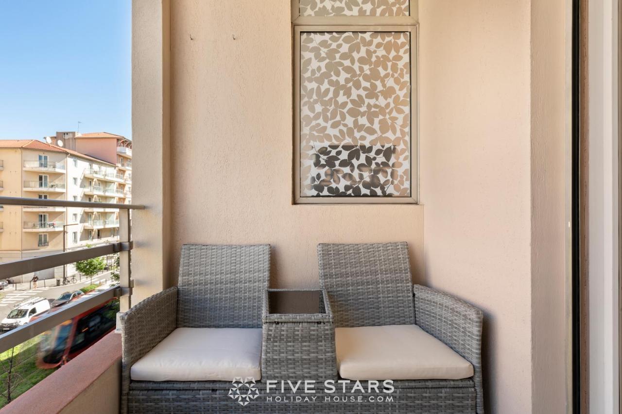 Suite Miami Five Stars Holiday House นีซ ภายนอก รูปภาพ